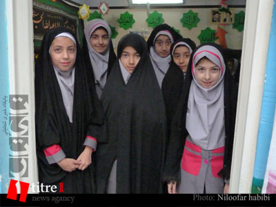 آموزه های دینی و ترویج حجاب در محیطی شاد بهتر نهادینه میشود