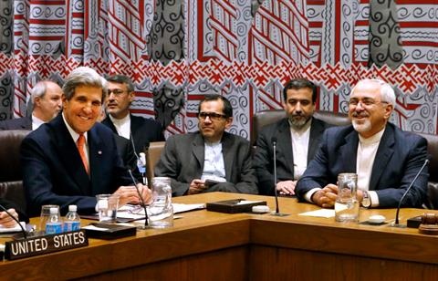 دشمنی غرب با ایران، تضمین کننده ثبات و پیشرفت انقلاب/ دست بلند ایران در مذاکرات هسته ای