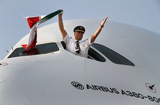 کدام خلبان ایرانی «ایرباس ۳۸۰» را به تهران آورد؟ + عکس