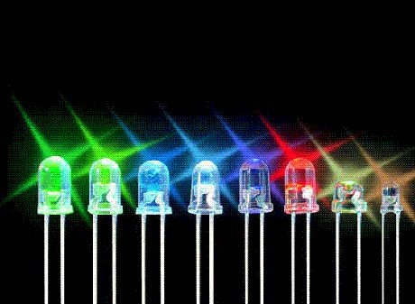 لامپ های LED حشرات بیشتری را به سوی خود جذب می کنند