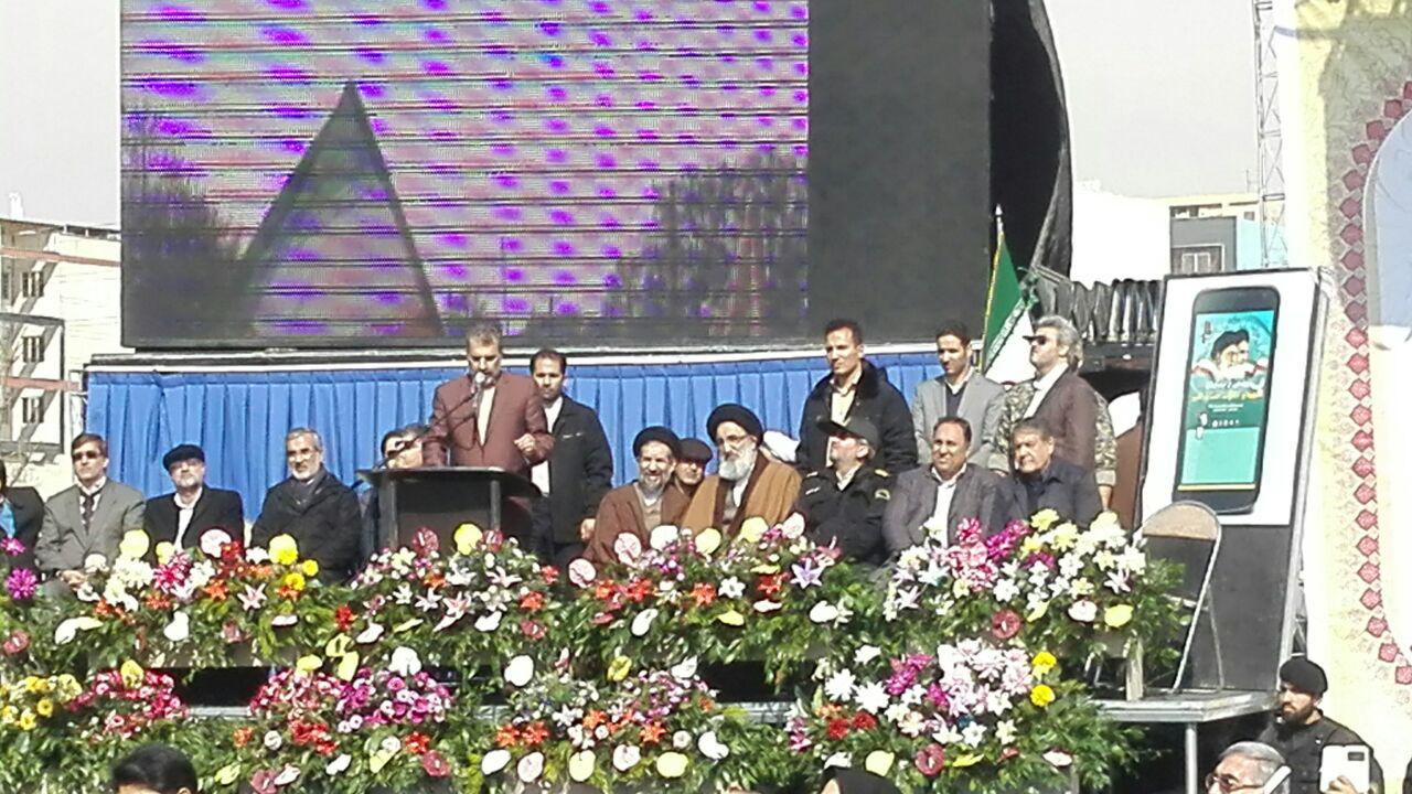 شمیم 57 در ایران کوچک/ جشن بزرگ انقلاب با عطر شهدای حرم در کرج