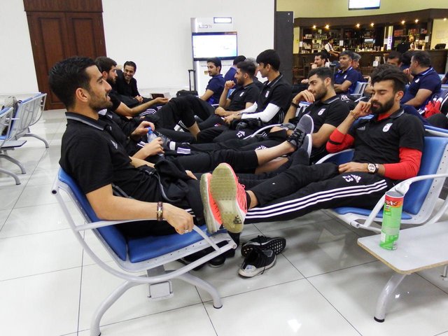 پرواز تیم ملی با ٢٥ بازیکن به امارات