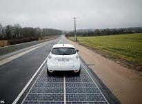 اولین جاده تمام خورشیدی جهان و تولید 280 مگاوات ساعت برق در یک سال