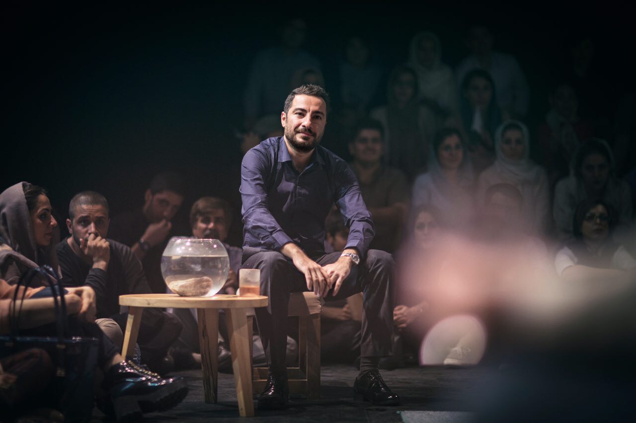 برنده سیمرغ بلورین جشنواره فیلم فجر روی صحنه تماشاخانه پالیز رفت