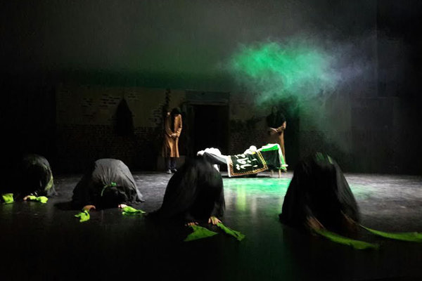 اجرای نمایشی ایرانی/ «سوگ یاس» برگ‌هایی از تاریخ را ورق می‌زند