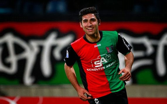 ستاره ایرانی آلکمار در بین 10 بازیکن برتر لیگ هلند