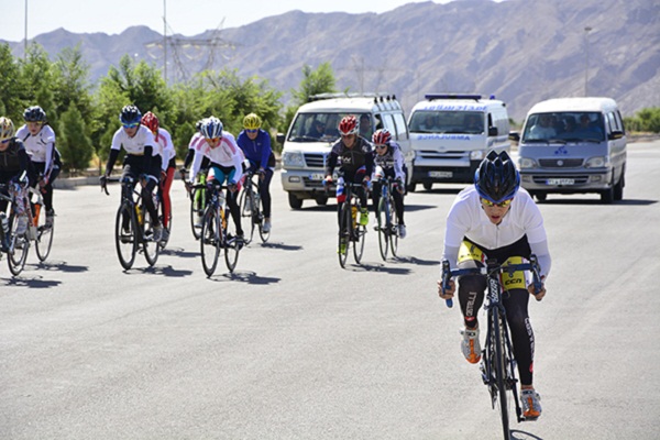 دوچرخه سواری بانوان در البرز در حال رشد است