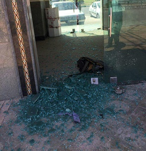 تیراندازی در راهروهای مجلس و حرم امام/ تروریست‌‌ها در حال تیراندازی از داخل مجلس به بیرون هستند