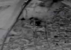 لحظه اصابت موشک‌های سپاه به اهداف از پیش تعیین شده در دیرالزور سوریه/ فیلم
