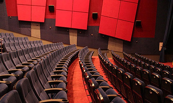 سینما؛ بلیط‌های گران، صندلی‌های خالی / سینما برشی از فرهنگ و جریان فکری در جامعه