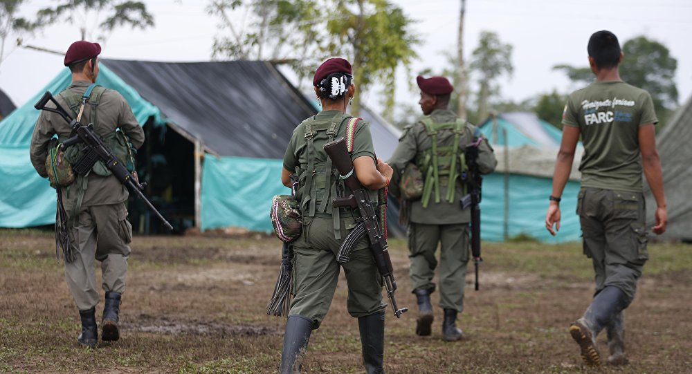 امضای حکم عفو شبه نظامیان کلمبیا