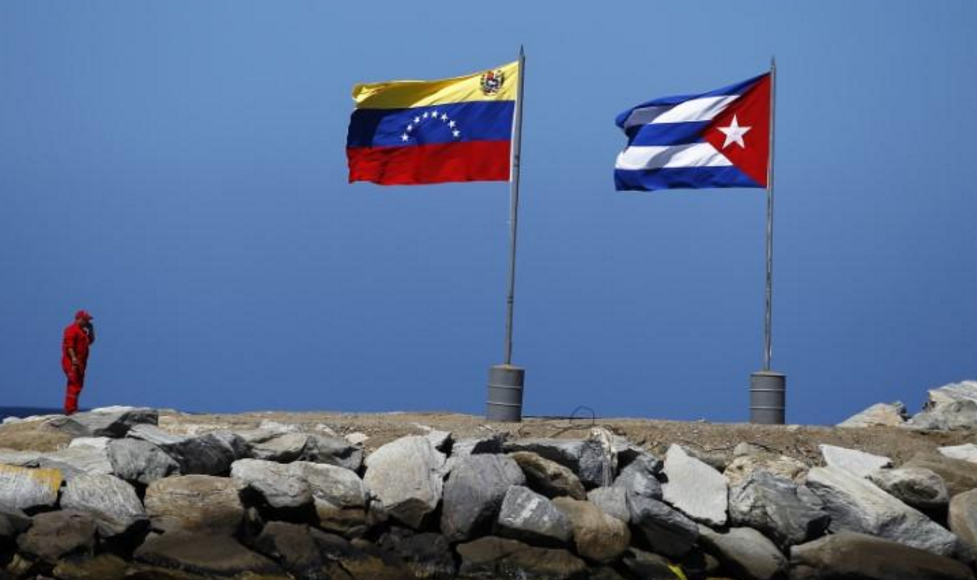 اتحاد ونزوئلا و روسیه در برابر تحریمهای آمریکا/کوبا توطئۀ بین المللی برای خاموش کردن مردم ونزوئلا را محکوم کرد.