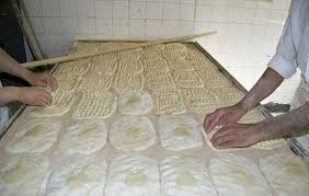 تشکیل کمیته مصرف آرد به منظور کنترل کیفیت آرد نانوایی ها در شهرستان فردیس