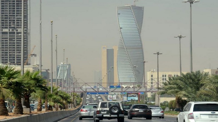 کسری بودجه شدید عربستان سعودی این کشور را وادار به خصوصی سازیِ بخش‌های عمومی کرد