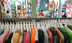 سایه سنگین پوشاک چینی بر سر تولیدکنندگان