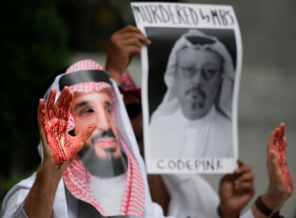 پول در برابر اخلاقیات/ اعتراض فعالان 100 روز پس از قتل وحشیانه روزنامه نگار سعودی