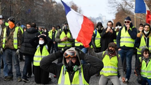خشونت پلیس و سرکوب معترضان در فرانسه ادامه دارد