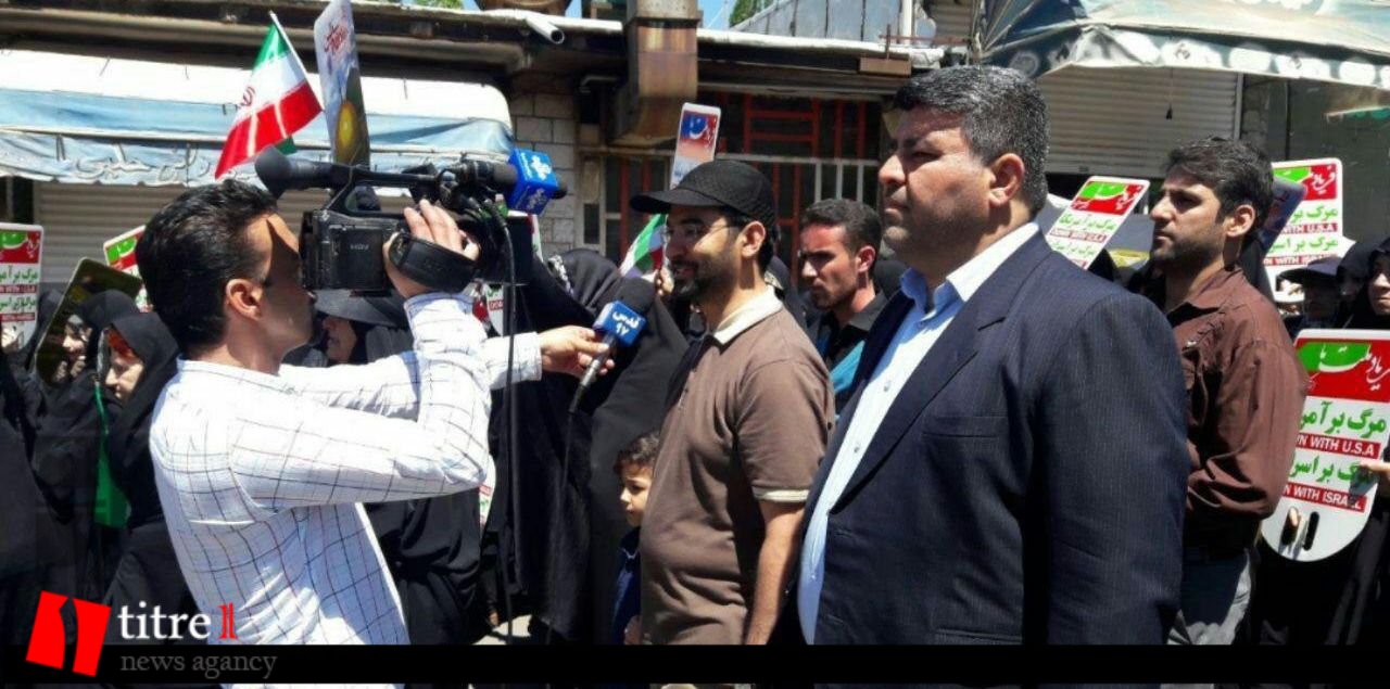 حضور آذری جهرمی در راهپیمایی روز قدس با تیشرت و کلاه! + تصویر