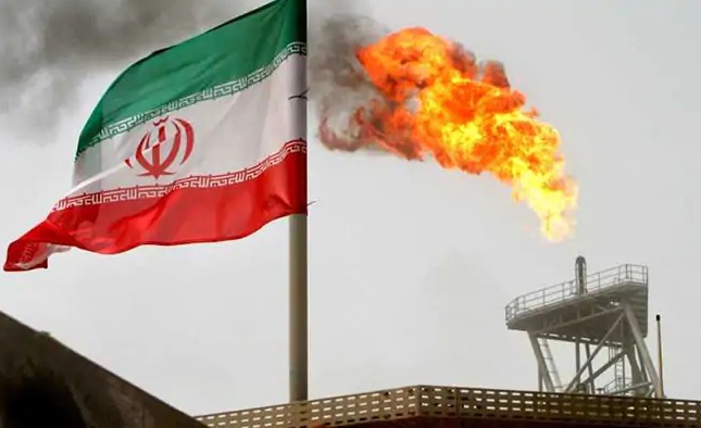 آمریکا از هند خواسته است تا ماه نوامبر به خرید نفت از ایران پایان دهد
