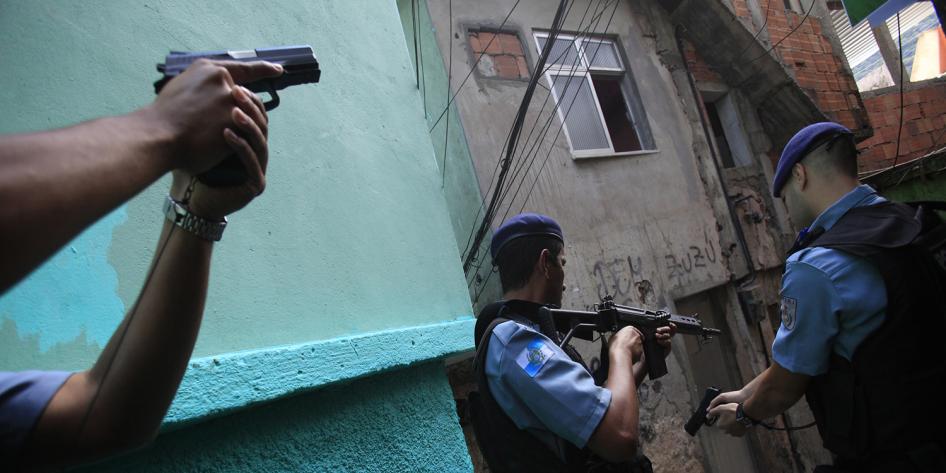 کشتار پلیس در ریودوژانیرو برزیل خارج از کنترل است/ قتل مردم محله های فقیر توسط پلیس برزیل به دلیل دفاع از خود