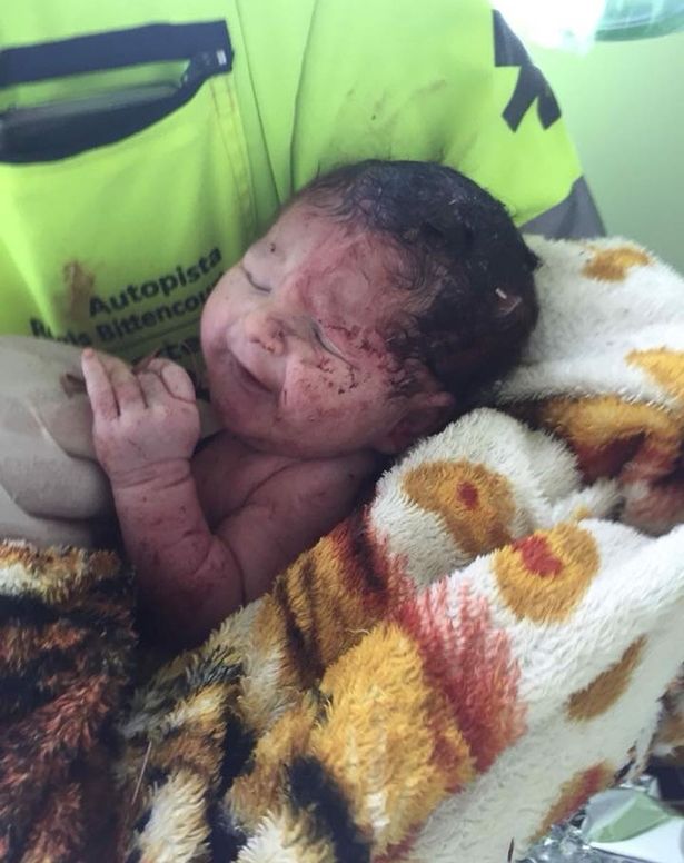 نجات معجزه آسای نوزاد از یک تصادف وحشتناک در برزیل