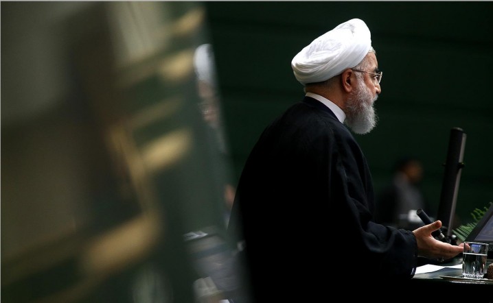 نمایندگان مجلس و مردم از مدیریت فعلی کشور نا امید شدند/ روحانی با فرافکنی و شانتاژ سیاسی در لاک دفاعی قرار گرفت/ عموم اعتماد خود را  از رای به رئیس جمهور برمی دارند