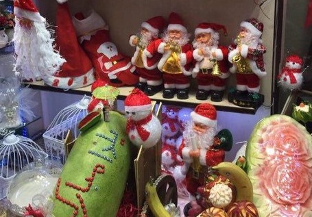 آغاز نظارت بر بازار یلدا از 15 آذر در البرز/ نوسان ارز آسیبی پیش روی بلندترین شب سال/ کلاهی که بابانوئل غربی بر سر فرهنگ کهن شب چله می گذارد!