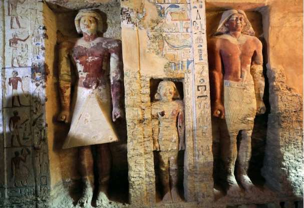 مصر، آرامگاه کشف شده را فاش کرد + عکس