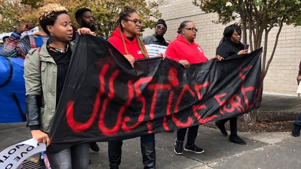اعتراف پلیس آمریکا به قتل اشتباه مرد سیاهپوست در جمعه سیاه