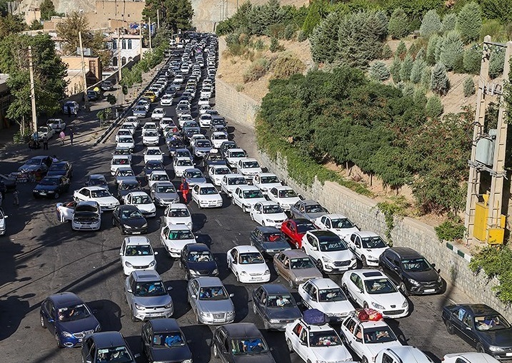 بازگشایی یک لاین جاده چالوس برای خودروهای سواری