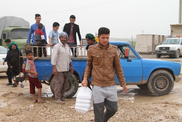 توزیع روزانه 15 هزار پرس غذای گرم توسط 4 موکب البرز در لرستان و خوزستان
