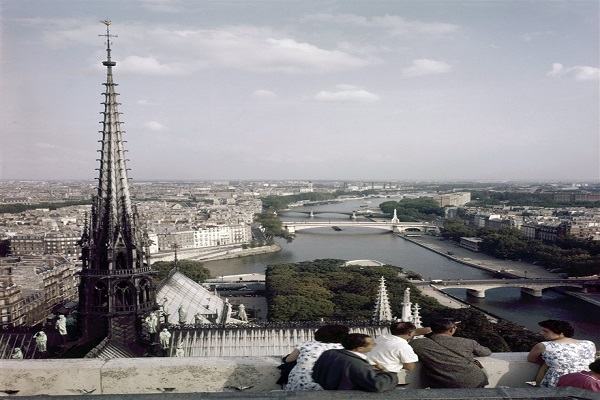 عکس های تاریخی از کلیسای 850 ساله ی جامع نوتردام پاریس//////تولیدی