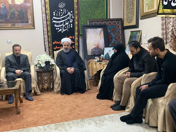 حضور حسن روحانی در منزل سردار سلیمانی + عکس
