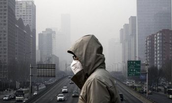 مدارس استان البرز سه شنبه و چهارشنبه هم تعطیل شد/ خودروهای دودزا و تک سرنشین بیشترین سهم را در آلودگی هوا دارند