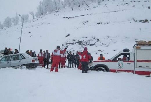 سقوط بهمن، کوهنورد البرزی را در برف مدفون کرد