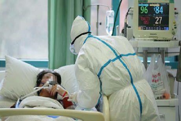 عدم نگرانی بیمار فرانسوی مبتلا به ویروس کرونا در حالی که آمار مبتلایان و کشته شدگان هرروز رو به افزایش است