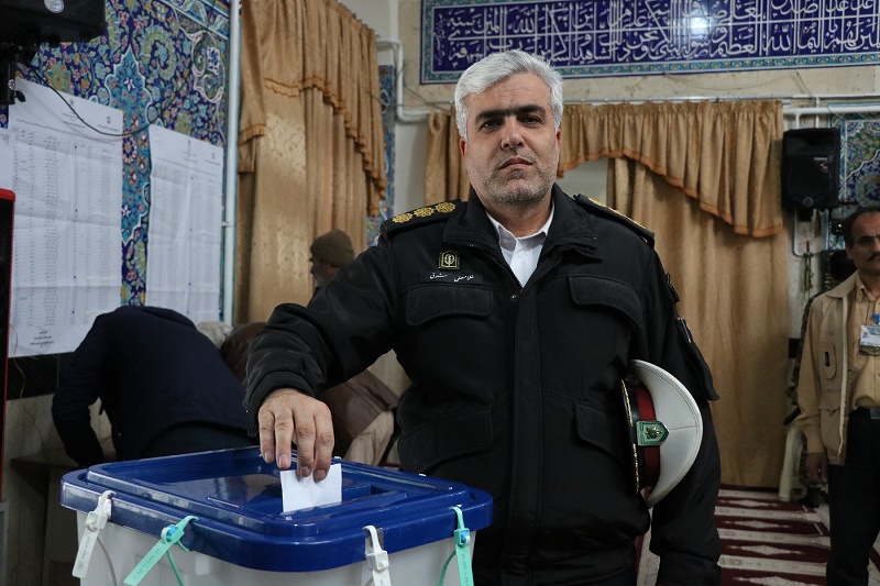 هر رای انتخابات تیر و موشکی بر قلب دشمنان ایران است/ انتخابات کنونی مجلس حساس و سرنوشت ساز است + فیلم