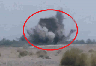 لحظه برخود خودروی پلیس ایرانشهر با تله انفجاری تروریست‌ها +فیلم