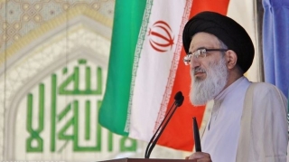 ایران با راهبرد مقاومت آمریکا را ناچار به عقب نشینی می کند/ گاندو، نمایشی از وادادگی مسئولین، نفوذ و القا سیاست های استکباری در کشور