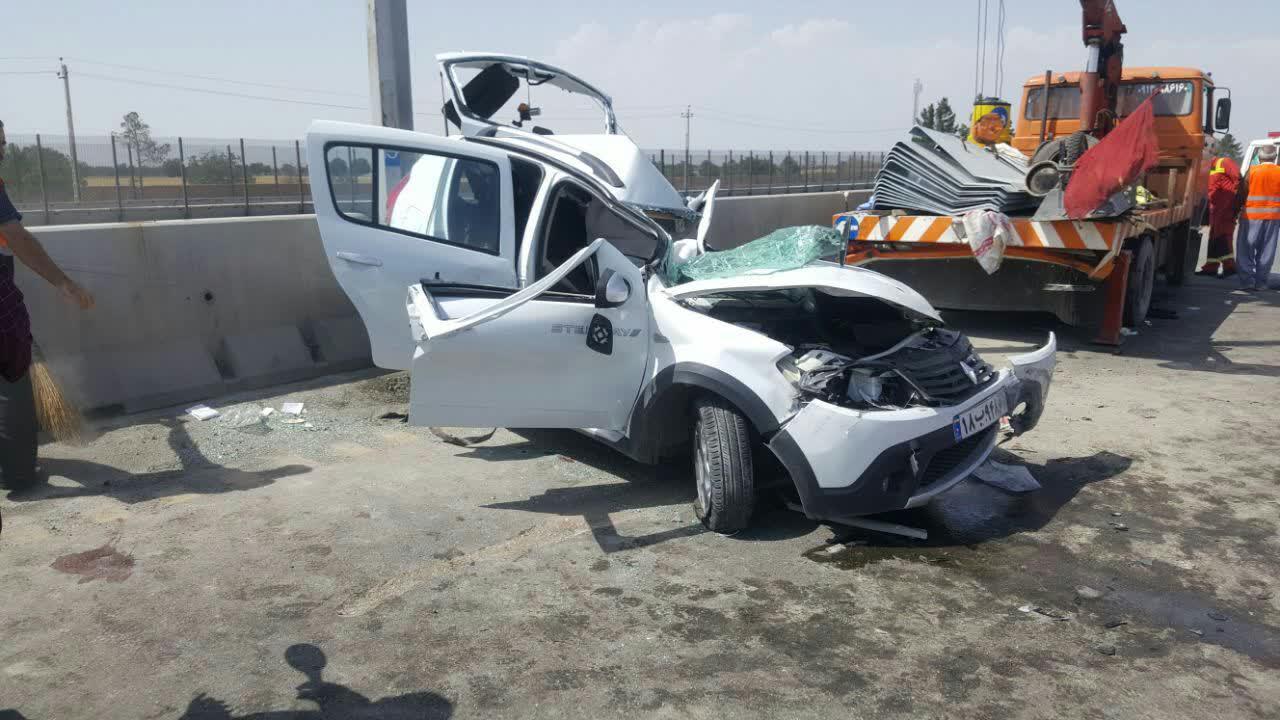 مصدومیت 6 نفر در تصادف آزاد راه کرج - قزوین