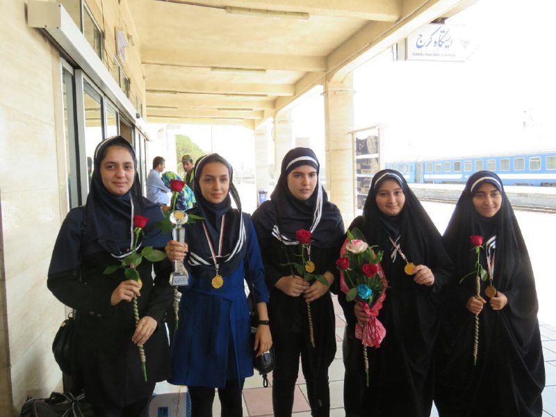 کسب مدال طلا توسط دانش آموزان البرزی در لیگ علمی بین المللی پایا