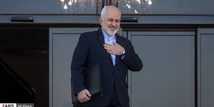 پایان سفر ظریف به سه کشور شرق آسیا؛ وزیر خارجه راهی تهران شد