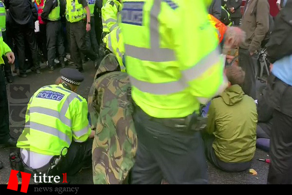 توقیف تجهیزات مورد نیاز معلولان توسط پلیس در اعتراضات لندن