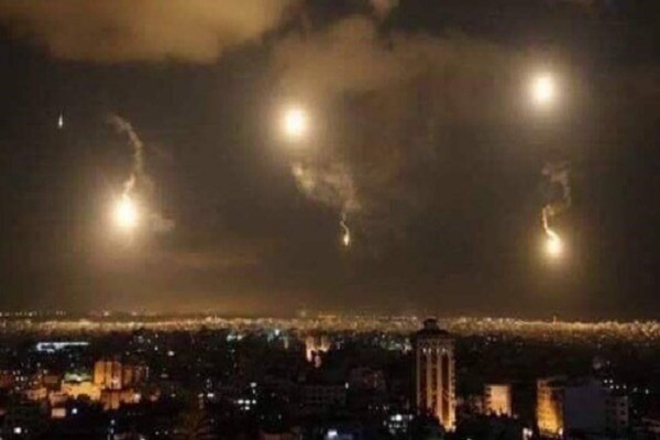 سانا: دفاع هوایی سوریه حمله موشکی اسرائیل بر فراز دمشق را ناکام گذاشت