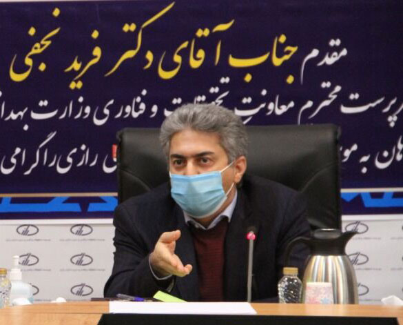 حمایت وزارت بهداشت از موسسه رازی با پیش خرید واکسن ایرانی کرونا/ اصلاح قیمت واکسن باید توسط دولت و مجلس انجام شود