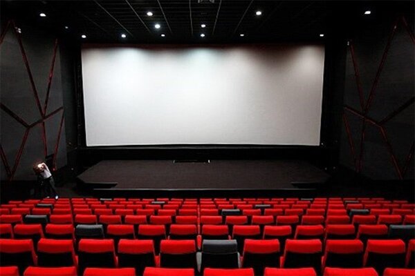 سینماها از امن‌ترین مراکز در دوران کرونا هستند