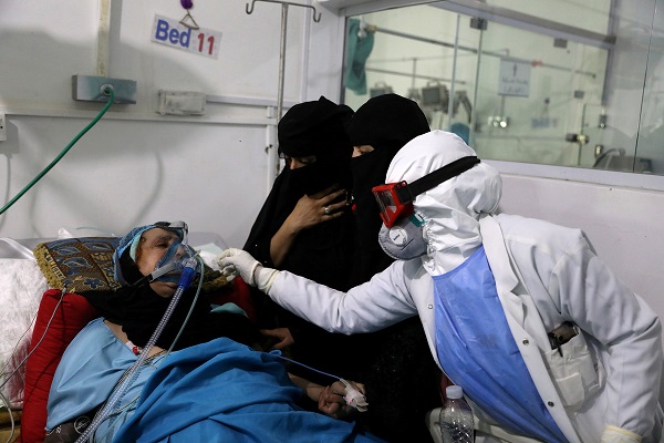 کاهش بودجه خدمات زایمان توسط سازمان ملل و مرگ 48000 زن یمنی