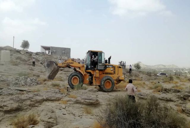 رفع تصرف غیرقانونی ۲ هزار متر مربع از اراضی شهرداری در کرج