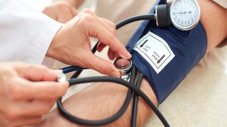 چگونه فشار خونتان را بدون مصرف دارو کاهش دهید