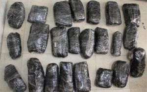 کشف ۱۸ کیلو تریاک در ساوجبلاغ/ ۲ قاچاقچی مواد مخدر دستگیر شدند